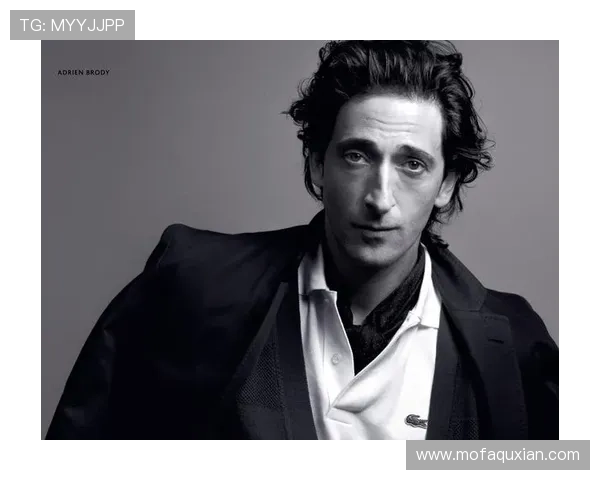 西班牙足球明星的辉煌历程与传奇故事揭秘 西班牙足球明星的辉煌历程与传奇故事揭秘