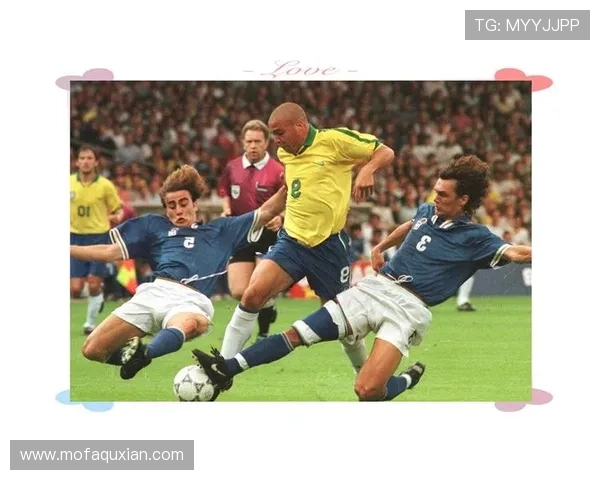 足球明星日常训练时长揭秘每天究竟要花多少时间在球场上 足球明星日常训练时长揭秘每天究竟要花多少时间在球场上